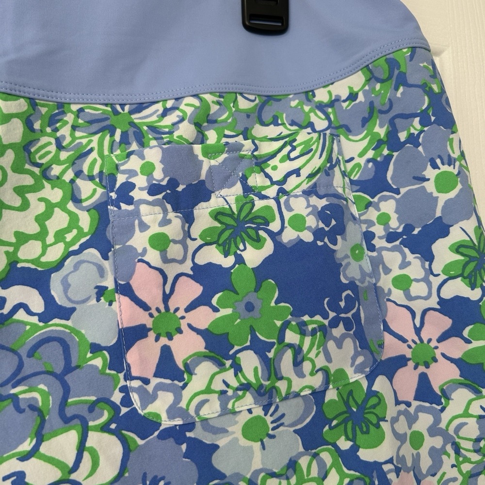 LILLY PULITZER Bicci Luxletic Running Short BLUE PLUMES IN BLOOM Size Large NWT - Picture 5 of 8